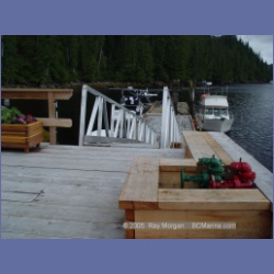 2005_0816_Duncanby_Lodge_Marina_Rivers_Inlet.html