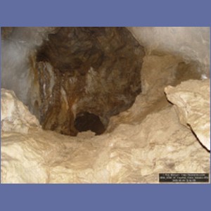 2006_2292_El_Capitan_Cave_Alaska.JPG